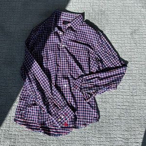 Untuckit shirt